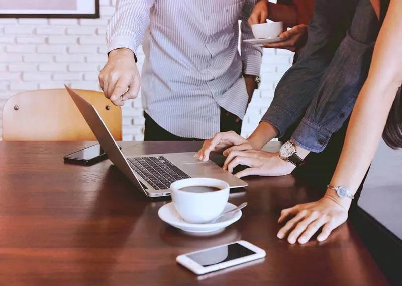 Как нужно работать в команде. Клиент и маркетолог. 15 золотых правил